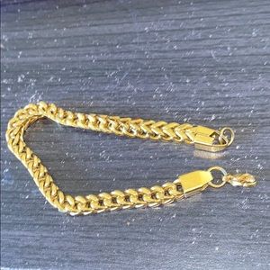 8.5” Gold Plated bracelet